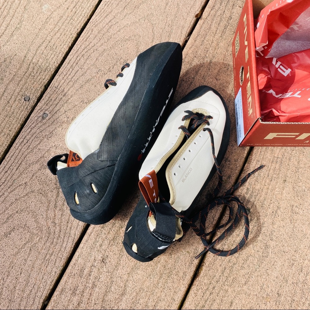 FIVE TEN Anasazi Blanco Climbing Shoes